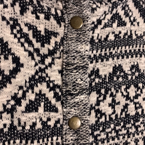 Lucky Brand Hooded Snap Front Jacquard poncho sweater south wester one size - Picture 3 of 5